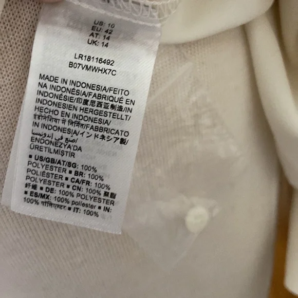 Lark & Ro Romantic Blouse - Picture 6 of 9